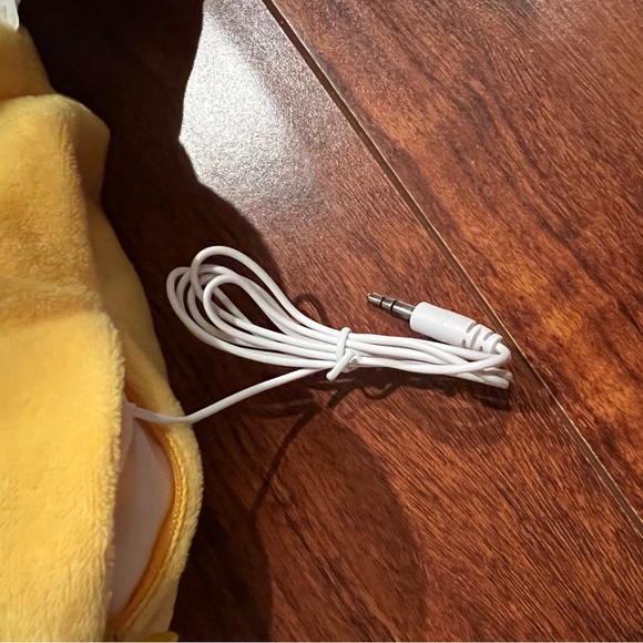 Emoji 😂 crying laughing Face Emoticon Cushion Stuffed Soft Pillow with aux - Picture 3 of 3